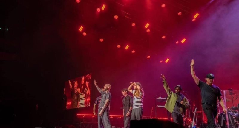 Maroon 5 anuncia concierto en Quito – La Voz del Altiplano