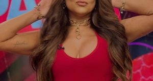 El cruce entre Mafer Ríos y Dora West que impacta la TV – La Voz del Altiplano