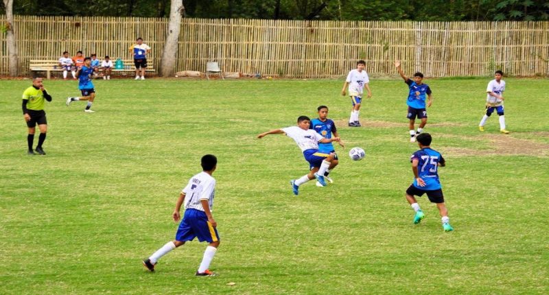 Asociación de Escuelas de Fútbol de Portoviejo: Terrenos – La Voz del Altiplano