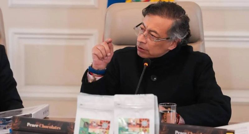 Gustavo Petro critica aumento de aranceles en Ecuador – La Voz del Altiplano