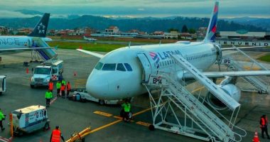 Nueva ruta aérea en Ecuador conecta a Cuenca con Galápagos – La Voz del Altiplano