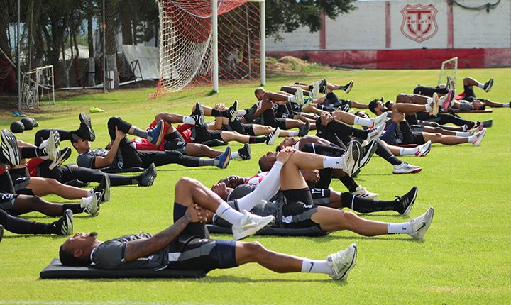 Técnico quiere sostener su lugar entre protagonistas – La Voz del Altiplano