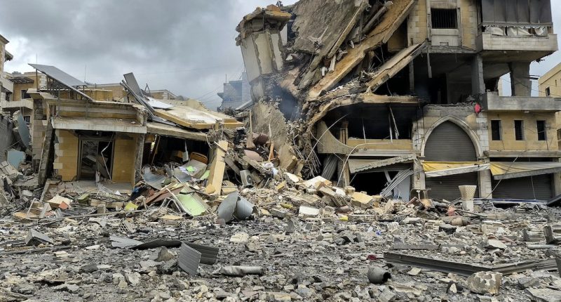 La Casa Blanca desmiente evaluar uso de armas nucleares en Irán – La Voz del Altiplano