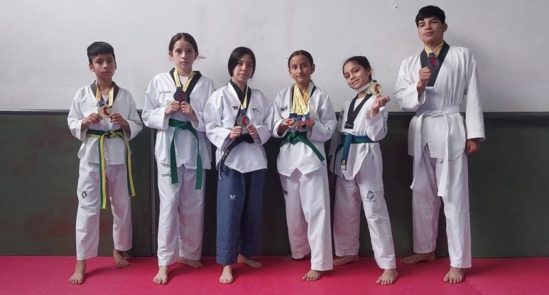 Medallas baneñas en TKD – El Heraldo – La Voz del Altiplano