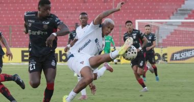 Insólito autogol permite remontada de Liga de Quito – La Voz del Altiplano