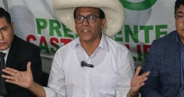 Fiscalía de Perú pide prisión y multas para Roberto Sánchez – La Voz del Altiplano