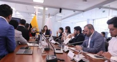CNEL revela hallazgos sobre presunta red de corrupción en procesos de facturación eléctrica – La Voz del Altiplano