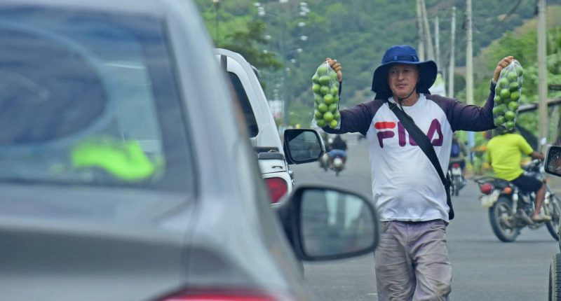 ¿Por qué Ecuador no despega? El problema de la competencia económica, según el BID – La Voz del Altiplano