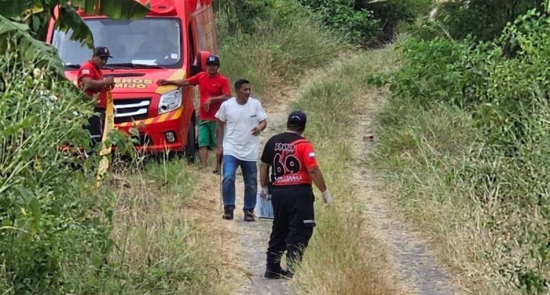 Hallan a un hombre sin vida dentro de un carro, en Jaramijó – La Voz del Altiplano