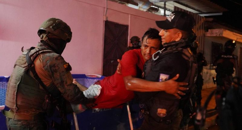 Toque de queda Ecuador: ¿Militares pueden entrar a tu casa? – La Voz del Altiplano