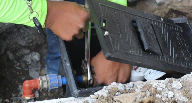 Nuevos medidores de agua: costos y pago en Aguas de Manta – La Voz del Altiplano