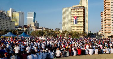 Estados Unidos anuncia sanciones para asfixiar al régimen de Cuba – La Voz del Altiplano
