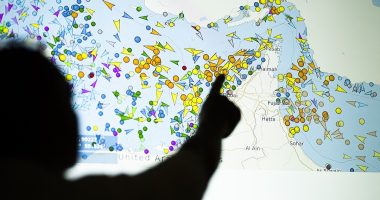 Destructores estadounidenses ingresan al Golfo para escoltar buques – La Voz del Altiplano