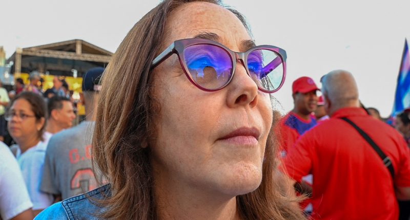 Hija de Raúl Castro descarta que EEUU secuestre a su padre – La Voz del Altiplano