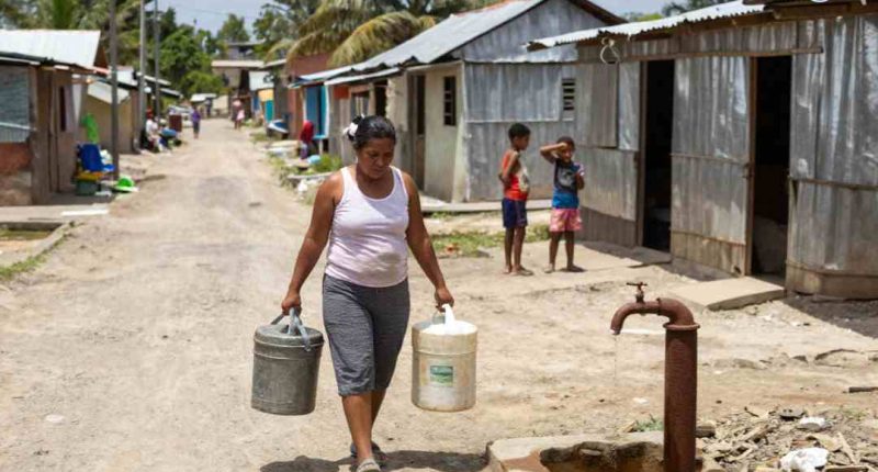 Desabastecimiento de agua en barrios abulta el bolsillo de Fuente Pura – La Voz del Altiplano