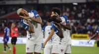 Durmieron a los azules: Liga de Quito vence por 2-0 a Emelec, que sigue en el hexagonal del descenso – La Voz del Altiplano